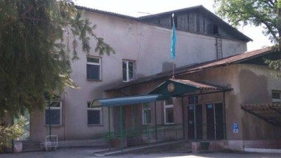 В Минздраве потребовали привести в порядок инфекционную больницу в Каскелене