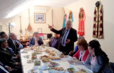 Алматинские уйгуры скинулись на собственный телеканал