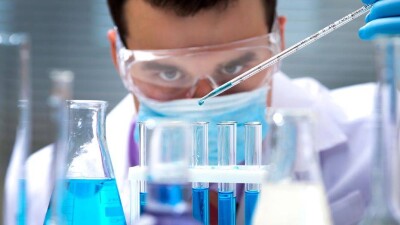 Двух человек в Карагандинской области госпитализировали с подозрением на сибирскую язву