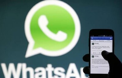 Божко пригрозил тюрьмой за слухи в WhatsApp