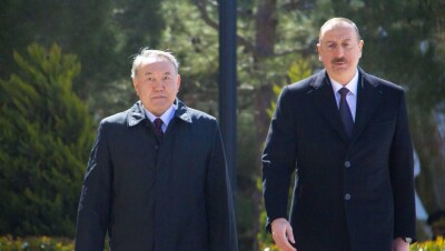Нурсултан Назарбаев и Ильхам Алиев проводят встречу в Баку