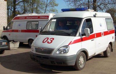 Внедорожник с шымкентскими номерами заблокировал бригаду "скорой"
