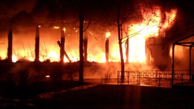 Пожар произошёл в донерной Алматы