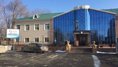 В Шымкенте 20 тысяч студентов лишённого лицензии университета переведут в другие вузы летом