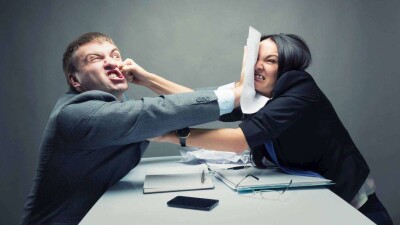 В Павлодаре бывшие подрядчики акимата, проиграв тендер, подали на власти в суд