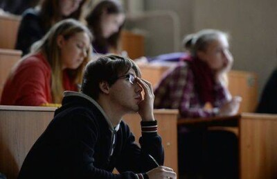 Стоимость обучения в вузах не повысится в 2016 году - МОН РК