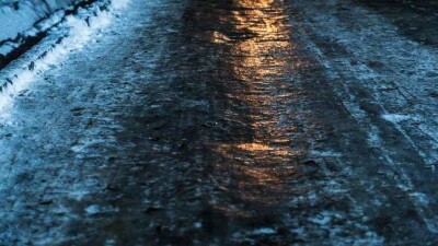 Трассу Нур-Султан – Павлодар закрыли из-за метели