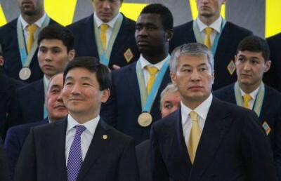 Аким Алматы не стал надевать серебряную медаль ФК "Кайрат"