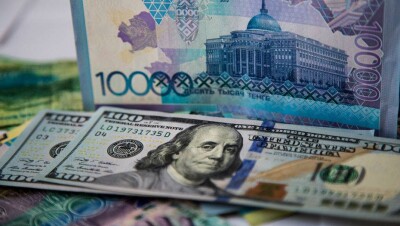 Курс нацвалюты к доллару укрепился ещё на 2 тенге