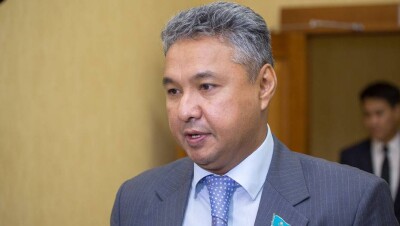 Перуашев возмутился привилегиями россиян в ЕАЭС