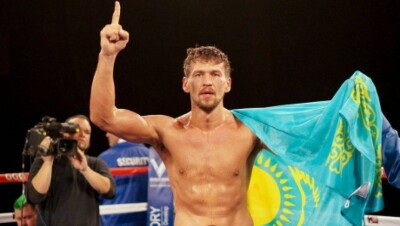 Казахстанский боксёр Иса Акбербаев в третий раз защитил титул чемпиона мира