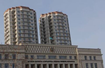 Обманутыми ЖСК и брошенными властями чувствуют себя пайщики проблемного ЖК в Астане