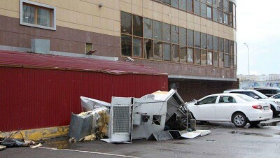 Ущерб от урагана в Астане составил около 80 млн тенге только у клиентов СК "Евразия"