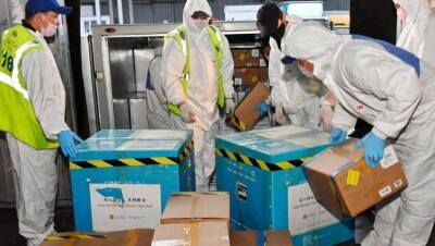 Джек Ма передал Казахстану аппараты ИВЛ и тест-системы для выявления Covid-19