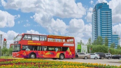 В Нур-Султане во время праздников проведут бесплатные экскурсии на двухэтажных автобусах