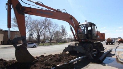 Вторые сутки без воды сидят жители Уральска, прогнозов по срокам восстановления нет