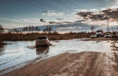 Участок международной трассы в СКО смыло водой