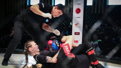 В Караганде определилась первая женщина-чемпионка Казахстана по ММА
