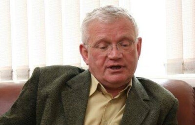 Пытаться в условиях кризиса отжать что-то у бизнеса - значит просто не понимать ситуацию