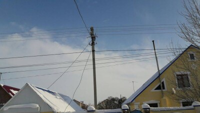 Жители Уральска пожаловались на сгоревшую бытовую технику из-за слабого напряжения