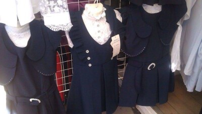 Школьная форма за 8 тысяч тенге. Производители хотят сохранить цены на этом уровне