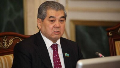 Султанов о замене Тиникеева в Мажилисе: "Свято место пусто не бывает" 