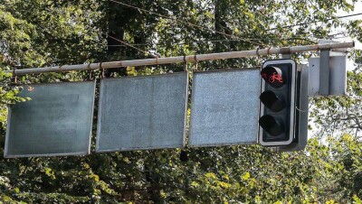 Из Алматы решили сделать город для пешеходов, но страдает бизнес. Почему так происходит?