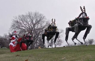 Рождественские олени-роботы шокировали пользователей сети