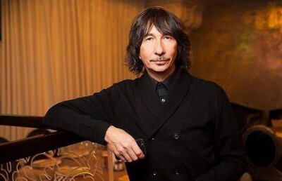 Лидер группы A'Studio Байгали Серкебаев отмечен особой премией МУЗ-ТВ 2016