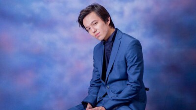 Димаша Кудайрбергенова учат говорить на китайском языке 