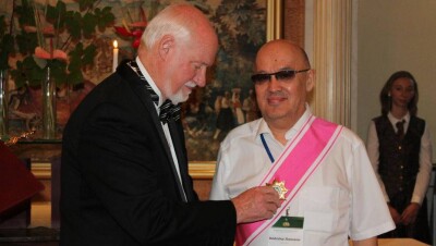 У ректора Центрально-Казахстанской академии украли 1,2 млн долларов наличными