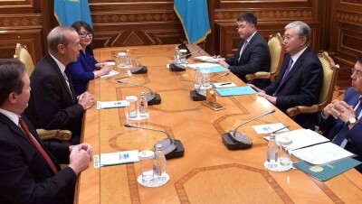 Токаев обсудил реализацию инвестиционных проектов с главой компании Chevron