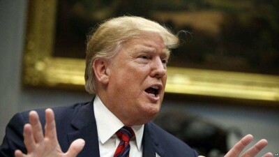 Трамп пожертвовал четверть своей зарплаты министерству внутренней безопасности США