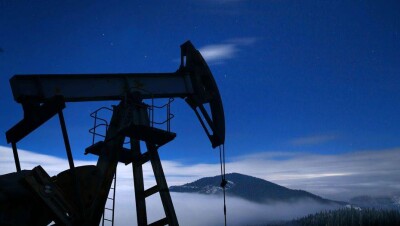 Мұнайға тәуелділік. Brent бағасының құлдырауы Қазақстан экономикасына қалай әсер етеді?