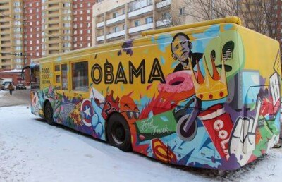 "Обама" хочет продавать хот-доги в Астане вместе с "Нуреке" и "Вовой"