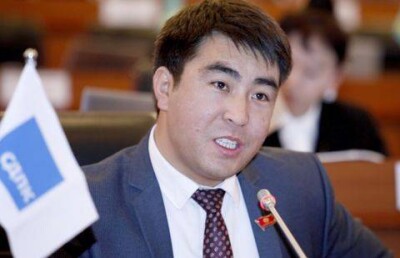Кыргызского депутата возмутило поведение обучающихся в Казахстане студентов из КР