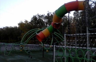 В Темиртау не могут найти ответственных за неисправную горку, покалечившую ребёнка