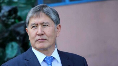 Алмазбек Атамбаев собирается вылететь в Москву. Он уже трижды не явился на допрос