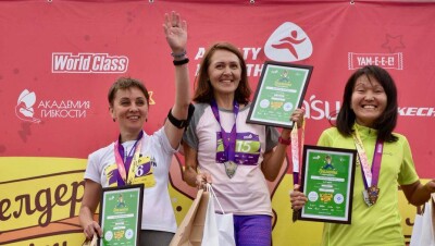 450 участниц собрал женский забег в Алматы