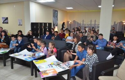 Жители Оренбурга добровольно изучают казахский язык