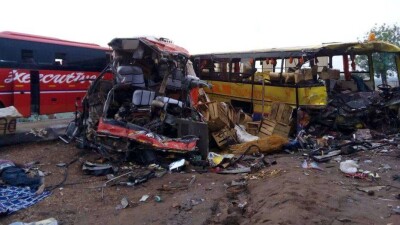 Более 70 человек погибли из-за столкновения двух автобусов в Гане