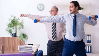 В Минздраве разработали типовые правила проведения физзарядки на рабочем месте