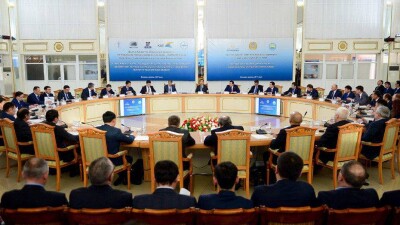 Сагинтаев обсудил вопросы развития бизнес-среды с предпринимателями ВКО