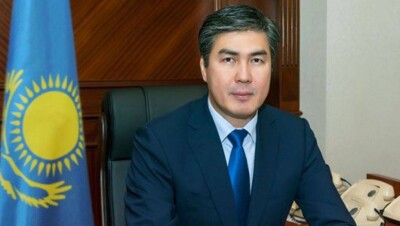 Асет Исекешев потребовал неукоснительного соблюдения графика движения автобусов