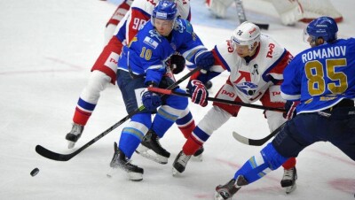 "Барыс" пропустил 15 шайб от "Локомотива"