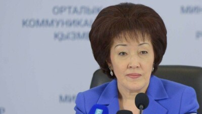 Вице-спикер Мажилиса указала журналистам, у кого надо брать интервью