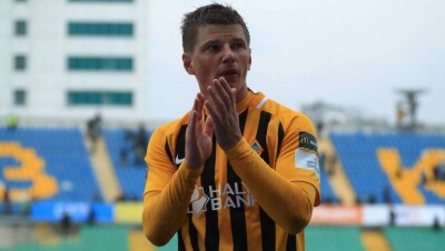 "Астана" и "Кайрат" победили "Жетысу" и "Атырау" в чемпионате Казахстана по футболу