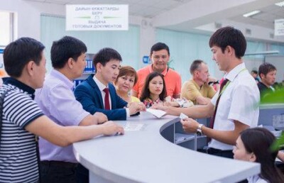 Казахстанцы жалуются на неразбериху с детскими ИИНами