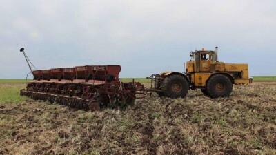 У погрязших в долгах крупнейших казахстанских агрохолдингов изымают земли