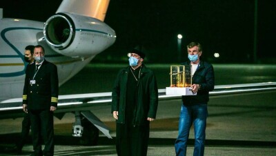 В Алматы на Пасху прибыл Благодатный огонь. Фоторепортаж